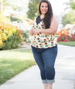 Boutique Simplified Be Happy Lace Trim Tank