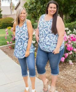 Boutique Simplified Ombre Floral Sleeveless Top 13 Boutique Simplified Ombre Floral Sleeveless Top