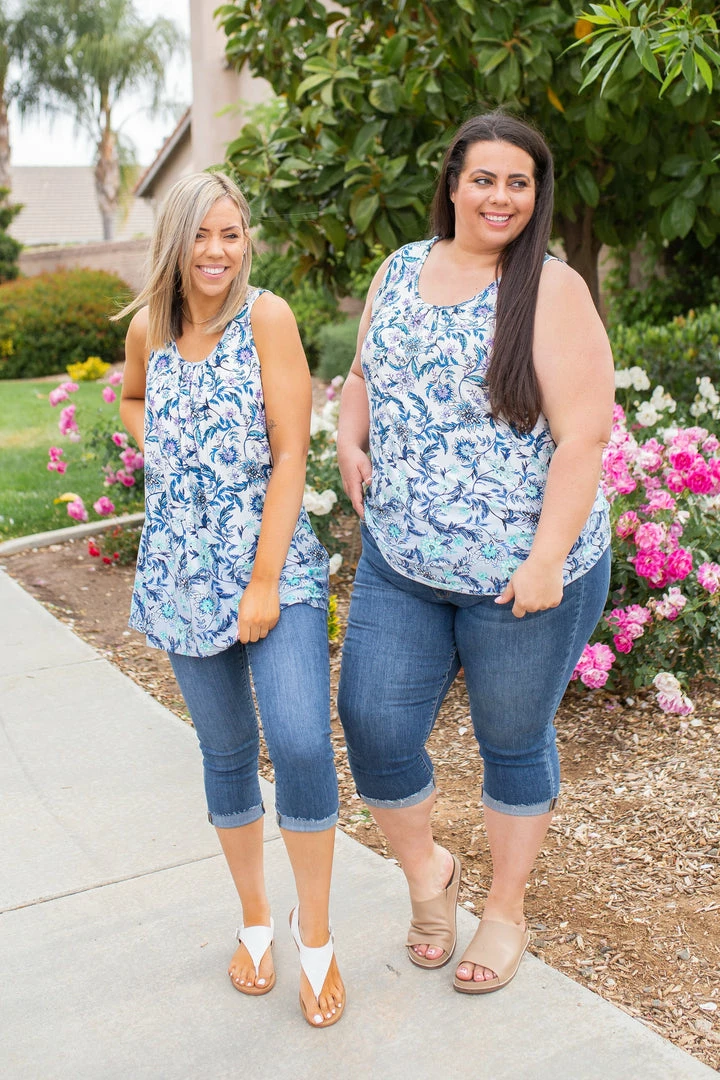 Boutique Simplified Ombre Floral Sleeveless Top 4 Boutique Simplified Ombre Floral Sleeveless Top