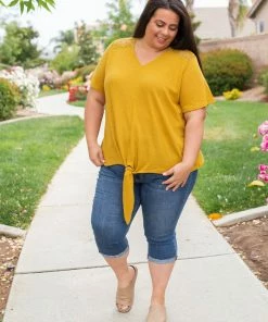 Boutique Simplified Spirited Front Tie Top In Mustard