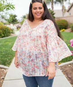 Boutique Simplified Sheer To Love Short Sleeve Top