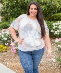 Boutique Simplified Silver Fox Short Sleeve Top 14 Boutique Simplified Silver Fox Short Sleeve Top