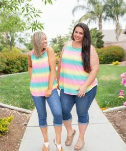 Boutique Simplified Totally Radical Sleeveless Top