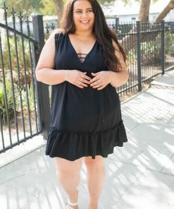 Boutique Simplified Summer Noir Ruffled Dress