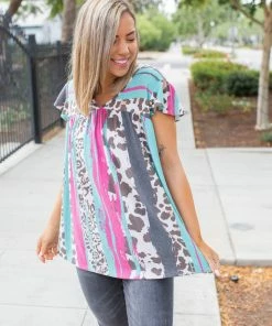 Boutique Simplified Just Because Short Sleeve Top