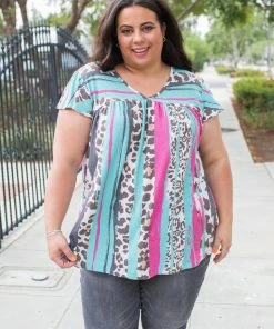 Boutique Simplified Just Because Short Sleeve Top 9 Boutique Simplified Just Because Short Sleeve Top