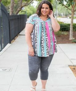 Boutique Simplified Just Because Short Sleeve Top 13 Boutique Simplified Just Because Short Sleeve Top