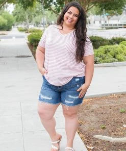 Boutique Simplified Good & Plenty Boyfriend Top 17 Boutique Simplified Good & Plenty Boyfriend Top