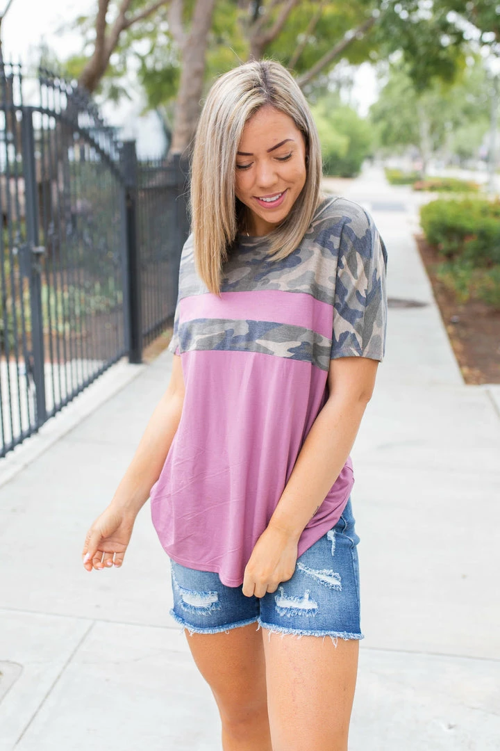 Boutique Simplified Woman Rising Colorblock Top 1 Boutique Simplified Woman Rising Colorblock Top