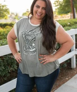 Boutique Simplified Vintage Free Spirit Short Sleeve Top