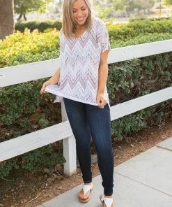Boutique Simplified Zig To The Zag Short Sleeve Top