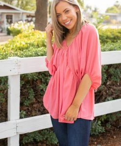 Boutique Simplified Strawberry Wine Woven Top