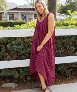 Boutique Simplified Highly Sophisticated Hi-Lo Dress