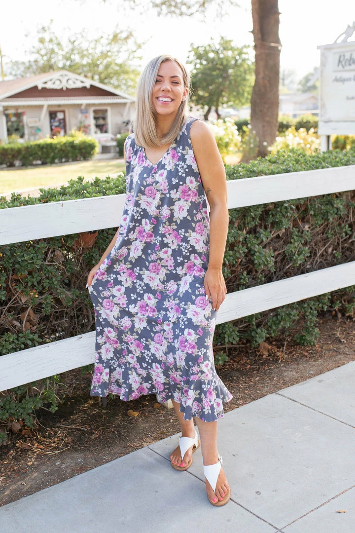 Boutique Simplified Dusty Floral Midi Dress 3 Boutique Simplified Dusty Floral Midi Dress