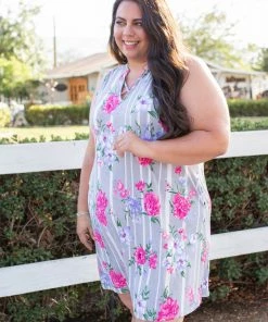 Boutique Simplified Floral Path Tunic Dress