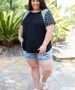 Boutique Simplified Classy Striped Floral Short Sleeve Top