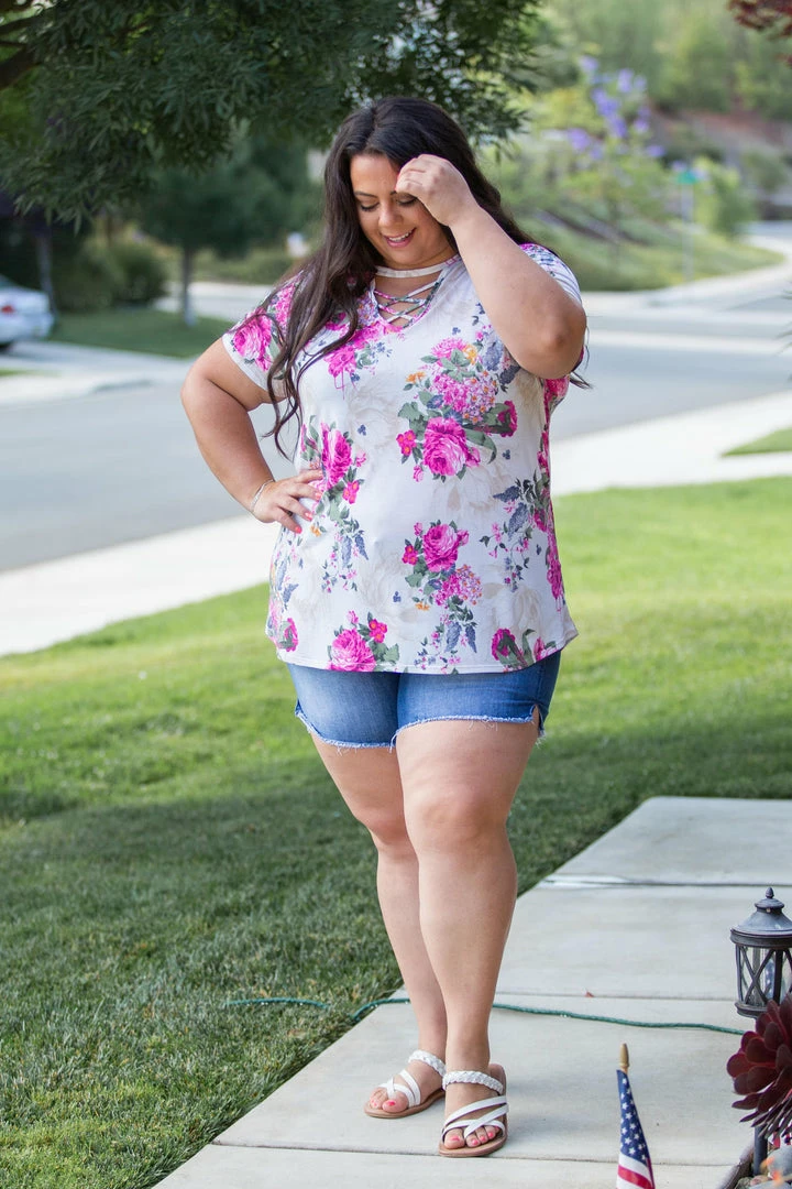 Boutique Simplified Peonies Criss Cross Top 9 Boutique Simplified Peonies Criss Cross Top