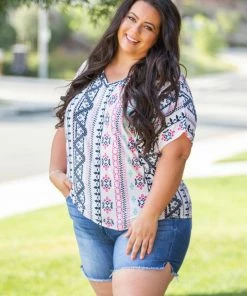 Boutique Simplified My Forever Aztec Dolman