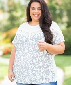 Boutique Simplified Chantilly Lace Dolman 16 Boutique Simplified Chantilly Lace Dolman