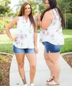 Boutique Simplified Pop Of Floral Sleeveless Gabby