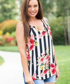 Boutique Simplified Vertical Illusions Tank