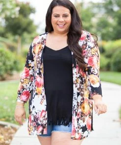 Boutique Simplified Swooning Open Face Kimono