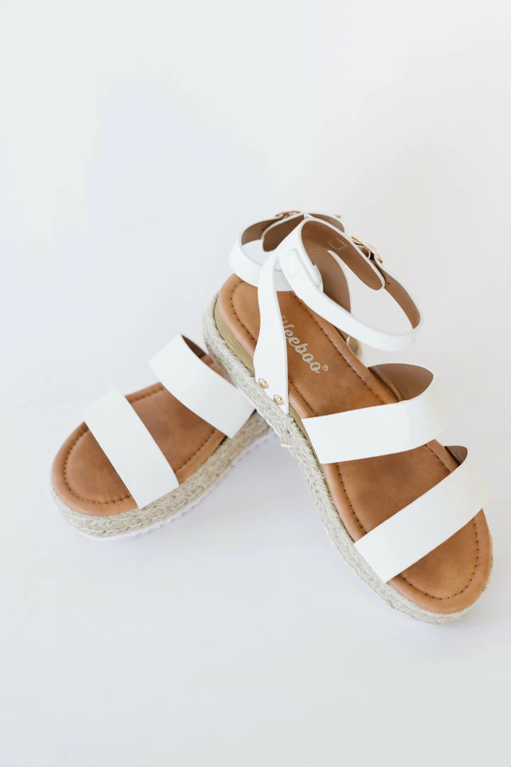 Trendsi Apparel On The Doorstep Espadrille Platform Sandals In White 7 Trendsi Apparel On The Doorstep Espadrille Platform Sandals In White