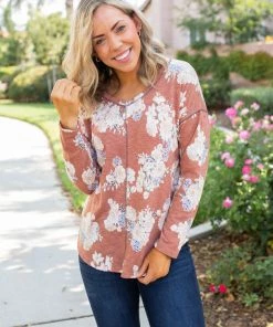 Boutique Simplified Rustic Floral Long Sleeve Top