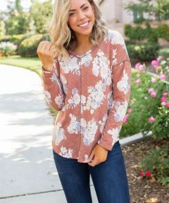 Boutique Simplified Rustic Floral Long Sleeve Top
