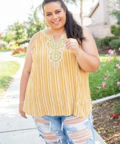 Boutique Simplified Make A Statement Sleeveless Top