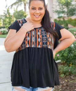 Boutique Simplified Desert Nights Flutter Sleeve