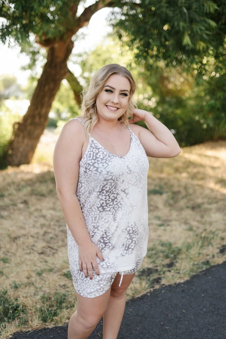 No Ship Drop Ship A Hint Of Tinsel Sleep Tank 1X 1 No Ship Drop Ship A Hint Of Tinsel Sleep Tank 1X