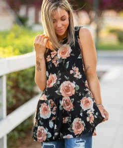 Boutique Simplified Rustic Rose Sleeveless Top
