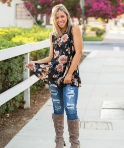 Boutique Simplified Rustic Rose Sleeveless Top 14 Boutique Simplified Rustic Rose Sleeveless Top