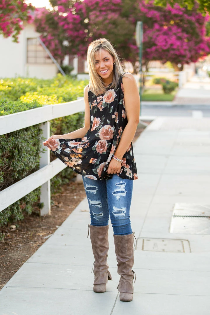 Boutique Simplified Rustic Rose Sleeveless Top 5 Boutique Simplified Rustic Rose Sleeveless Top