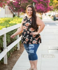 Boutique Simplified Rustic Rose Sleeveless Top 18 Boutique Simplified Rustic Rose Sleeveless Top