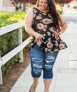 Boutique Simplified Rustic Rose Sleeveless Top 19 Boutique Simplified Rustic Rose Sleeveless Top