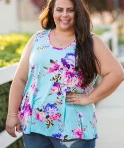 Boutique Simplified Marvelous Floral Tank
