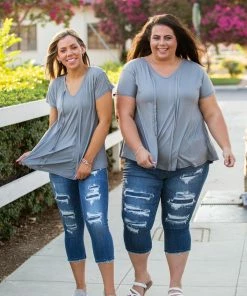 Boutique Simplified Elevated Short Sleeve Top