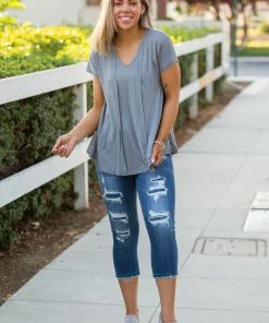 Boutique Simplified Elevated Short Sleeve Top 12 Boutique Simplified Elevated Short Sleeve Top