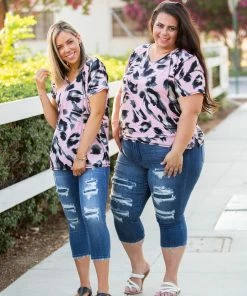 Boutique Simplified Fond Of You Short Sleeve Top