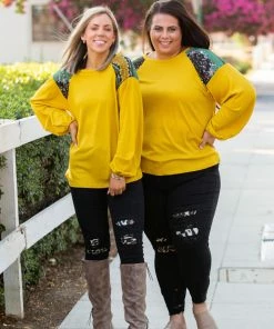 Boutique Simplified The Little Things Long Sleeve Top