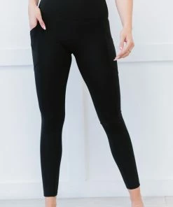 Trendsi Step Aside Athletic Leggings With Pockets In Black Apparel 8 Trendsi Step Aside Athletic Leggings With Pockets In Black Apparel