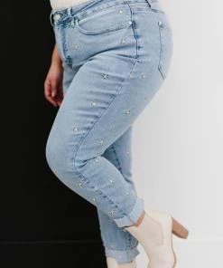 Trendsi Judy Blue All The Stars Embroidered Skinny Jeans Apparel 20 Trendsi Judy Blue All The Stars Embroidered Skinny Jeans Apparel