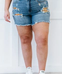 Trendsi Judy Blue Sandra Retro Floral Print Patch Denim Shorts 17 Trendsi Judy Blue Sandra Retro Floral Print Patch Denim Shorts