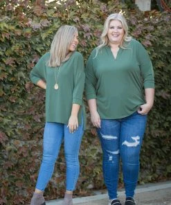 Boutique Simplified Quaint And Comfy 3/4 Sleeve Top In Olive