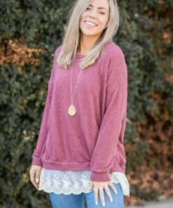 Boutique Simplified Ruffled In Burgundy Long Sleeve Pullover
