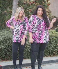 Boutique Simplified Beauty & Hustle 3/4 Sleeve Top 10 Boutique Simplified Beauty & Hustle 3/4 Sleeve Top