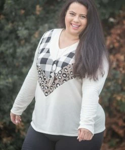 Boutique Simplified Sophistically Edgy Sweater 11 Boutique Simplified Sophistically Edgy Sweater