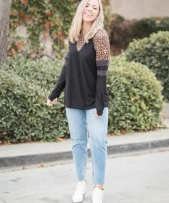 Boutique Simplified Daring & Darling Long Sleeve Top